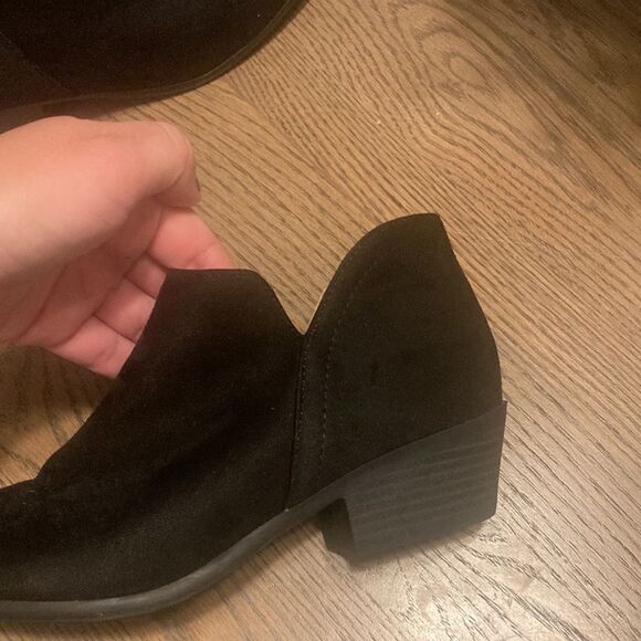 Unr8ed booties size 8​ - Picture 8 of 8